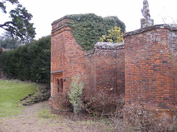 Roydon Hall 08